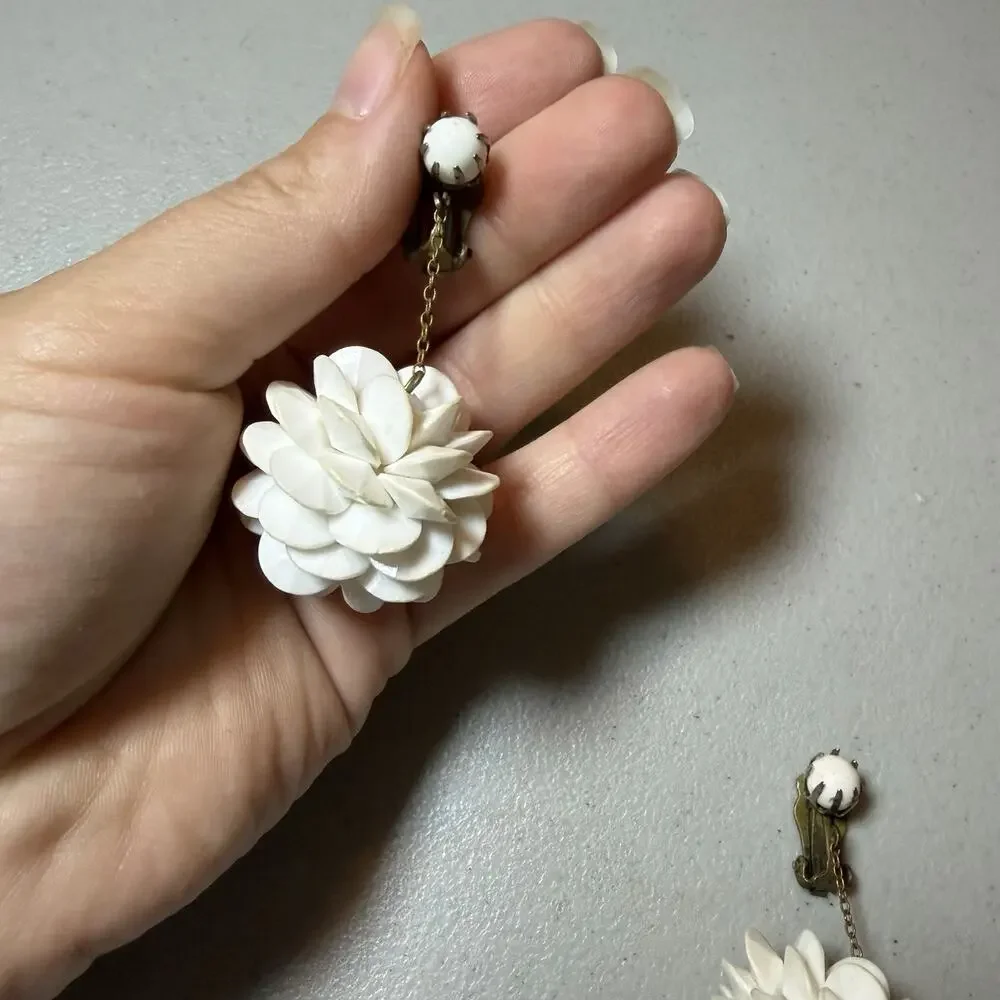 Vintage Mid-Century Clip On Earrings Dimensional White Shell Petal Cluster